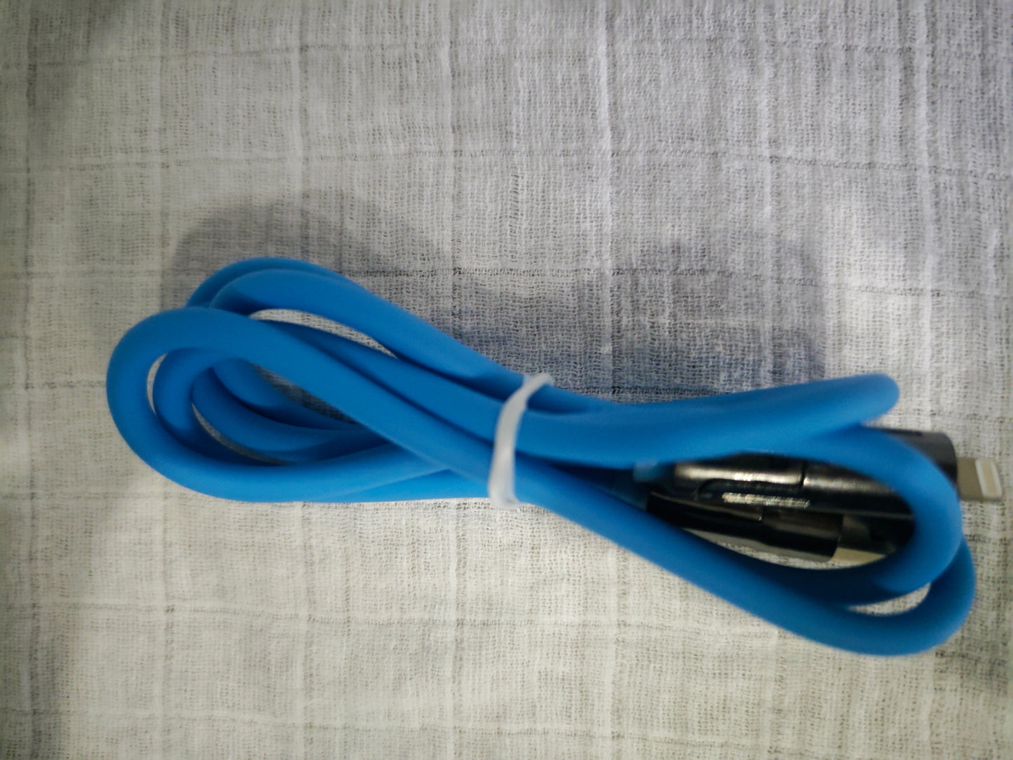 4-in-1 Highspeed Lade- & Datenkabel – Innovatives Design mit LED-Technik