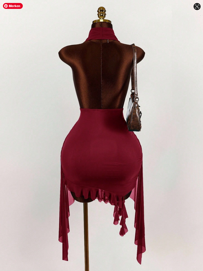 Elegantes, ärmelloses V-Ausschnitt Abendkleid von SimpleRick mit gerafftem Design, rückenfrei und für besondere Anlässe geeignet.